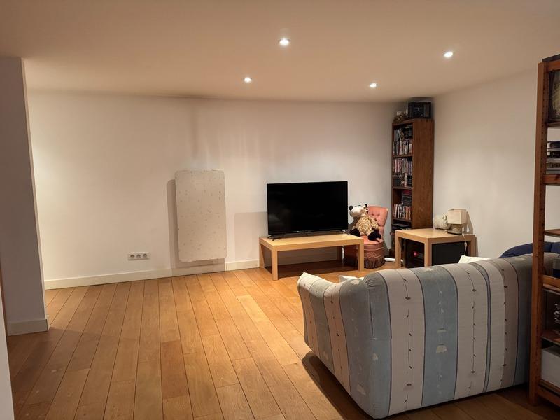 Maison - 200 m² - 7 pièces