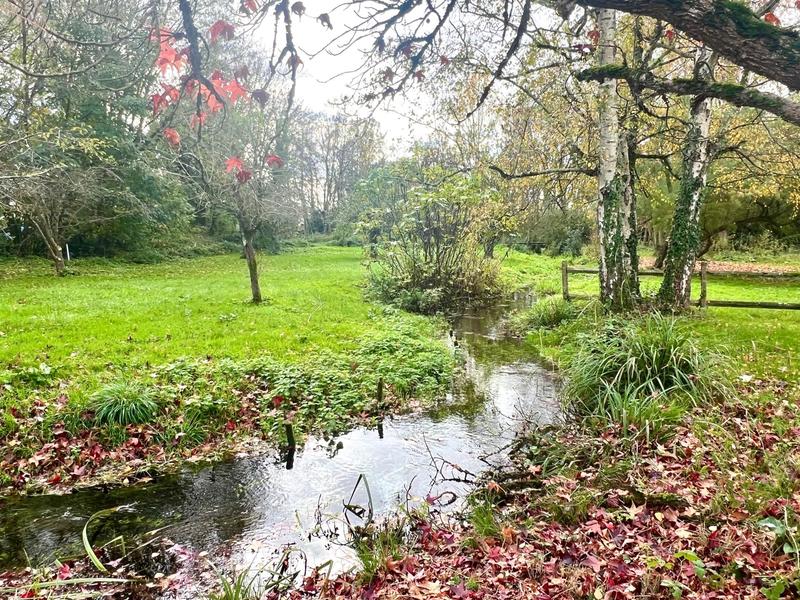 Maison - 362 m² - 11 pièces