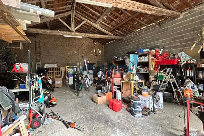 Maison en pierre - 285 m² - 12 pièces