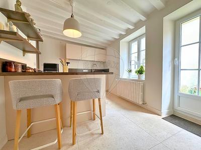 Maison - 177 m² - 6 pièces