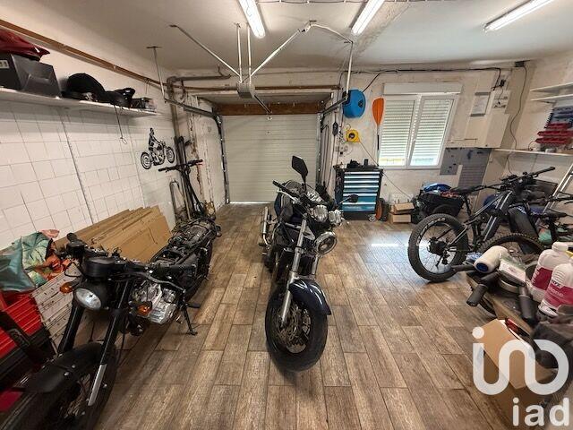 Maison - 111 m² - 4 pièces