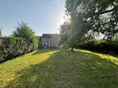 Demeure - 140 m² - 6 pièces