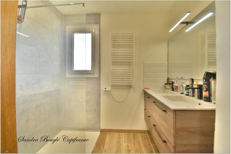 Maison - 80 m² - 5 pièces