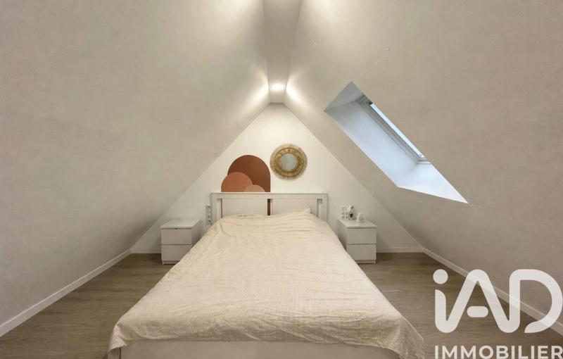 Maison - 341 m² - 11 pièces