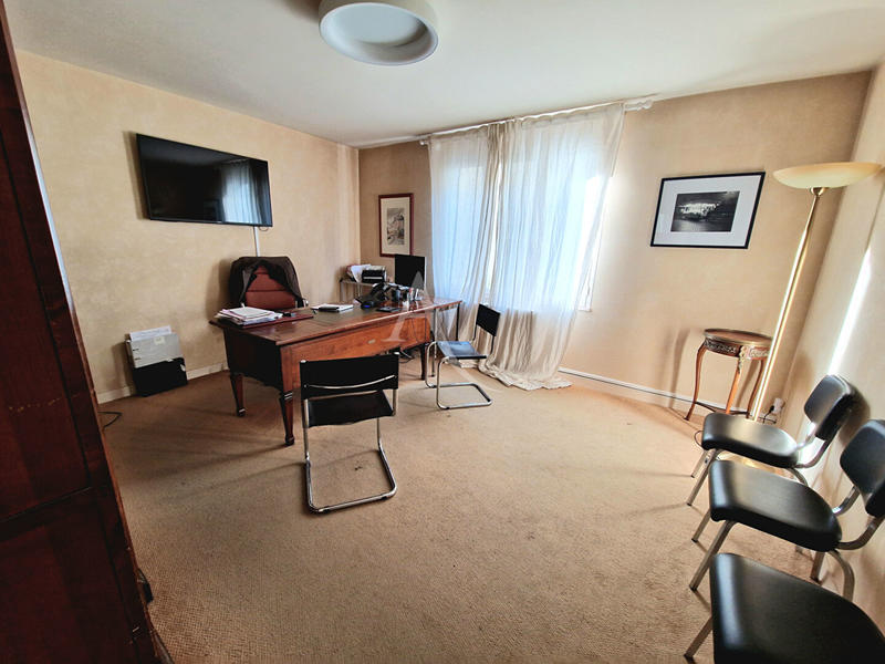 Immeuble - 190 m² - 8 pièces