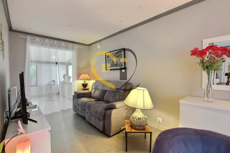 Maison de ville - 117 m² - 6 pièces