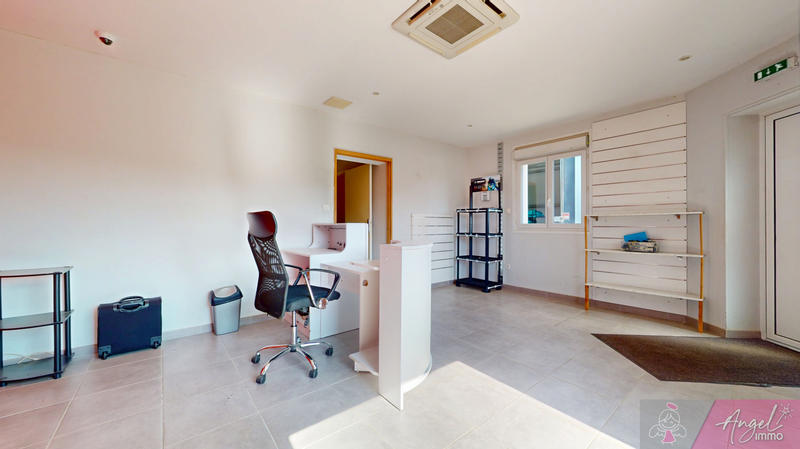 Local d'activités - 400 m² - 2 pièces