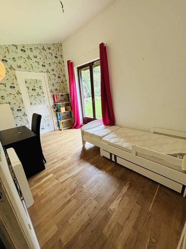 Maison - 140 m² - 5 pièces