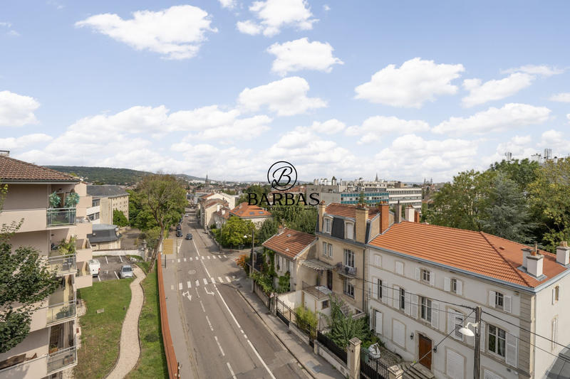 Manoir - 558 m² - 11 pièces