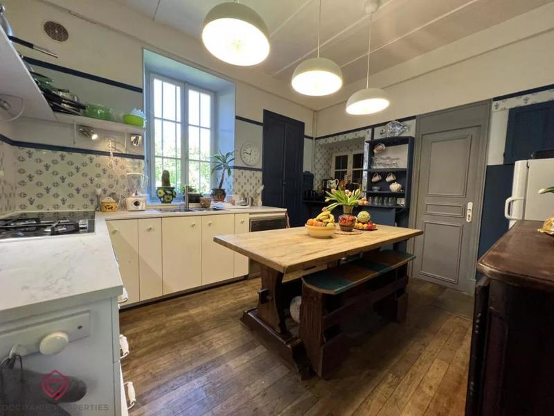 Manoir - 284 m² - 15 pièces