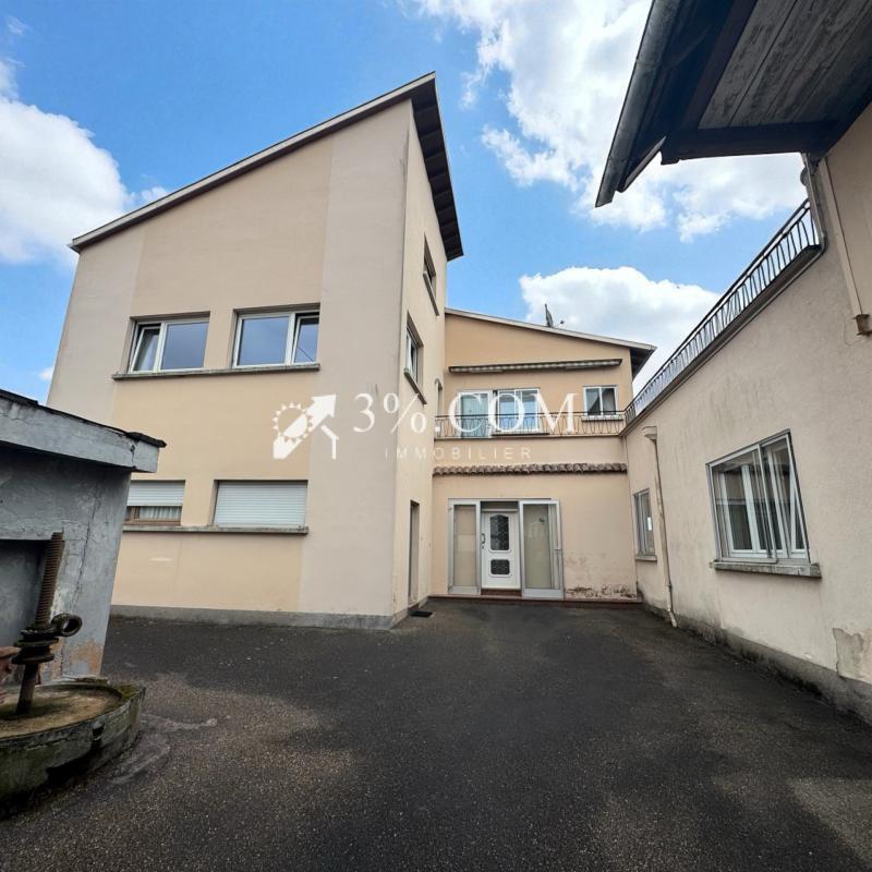 Maison - 500 m² - 15 pièces