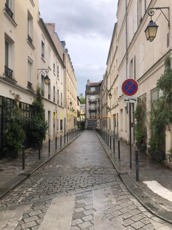 Immeuble - 170 m² - 10 pièces