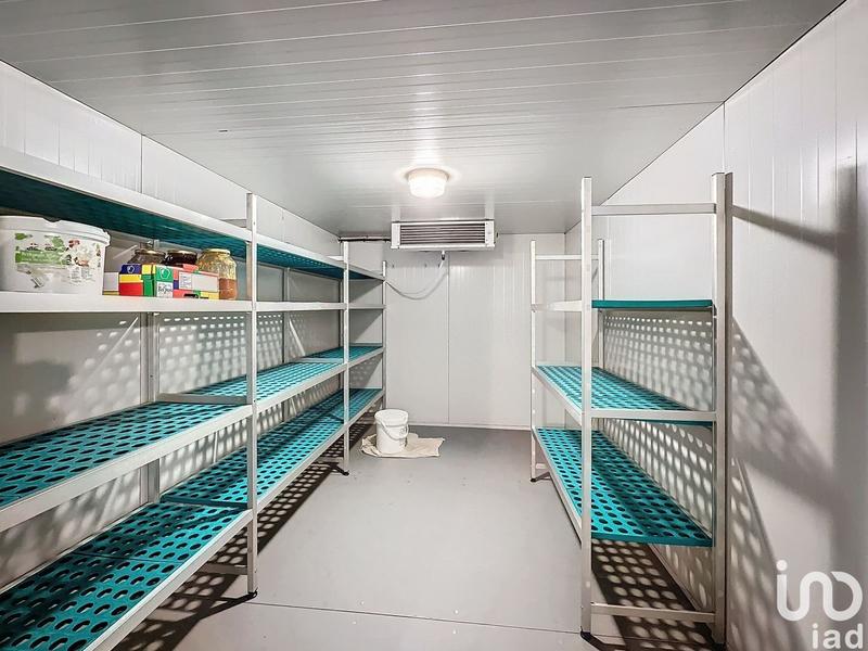 Local commercial - 758 m²