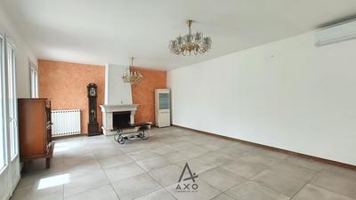 Maison - 104 m² - 4 pièces