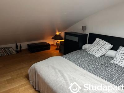 Chambre - 10 m² - 1 pièce