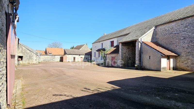 Corps de ferme - 147 m² - 6 pièces