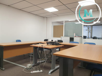 Bureau - 290 m² - 9 pièces