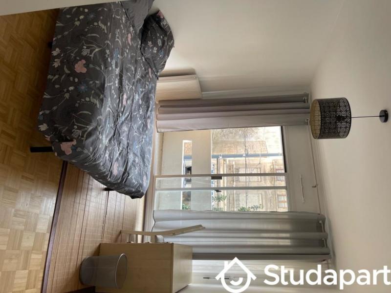 Chambre - 12 m² - 1 pièce