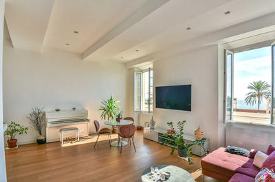 Appartement - 81 m² - 3 pièces