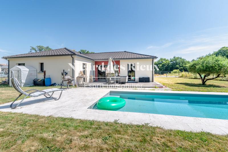 Maison - 103 m² - 5 pièces