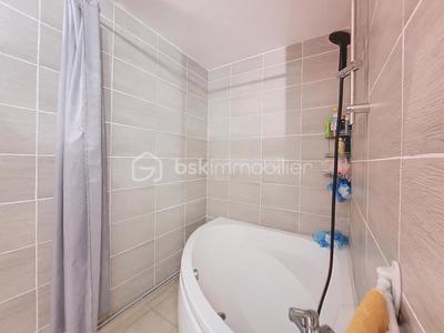 Appartement - 75 m² - 4 pièces