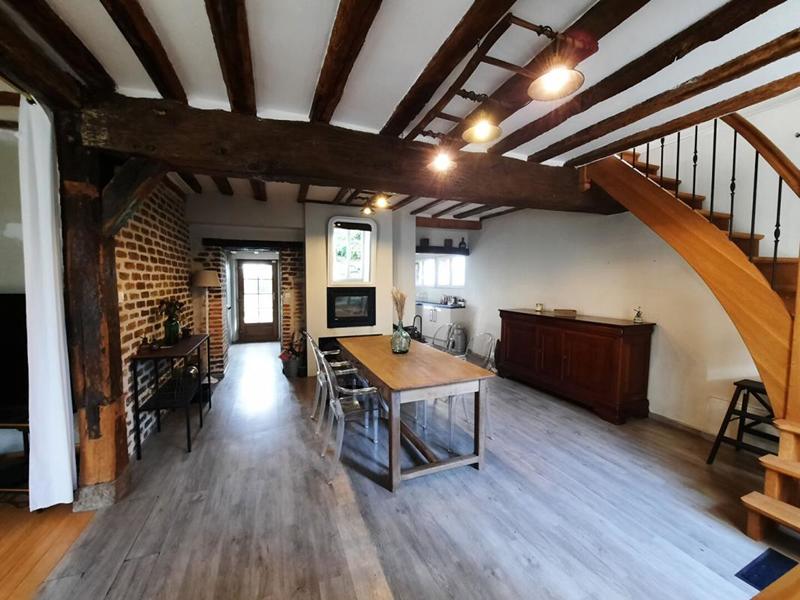 Moulin - 234 m² - 9 pièces