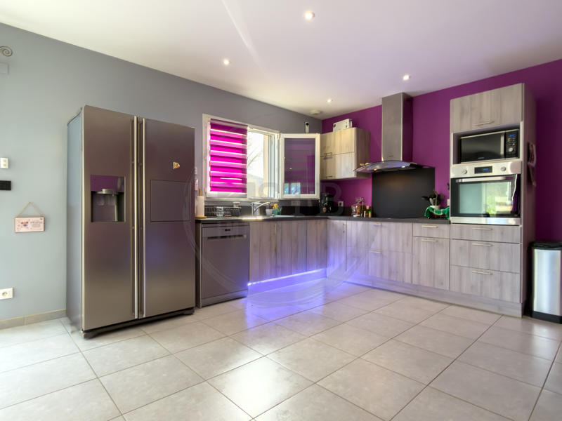 Villa - 92 m² - 4 pièces