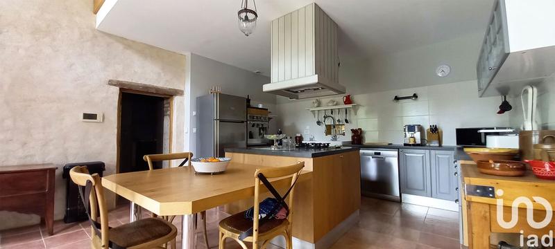 Maison - 263 m² - 5 pièces