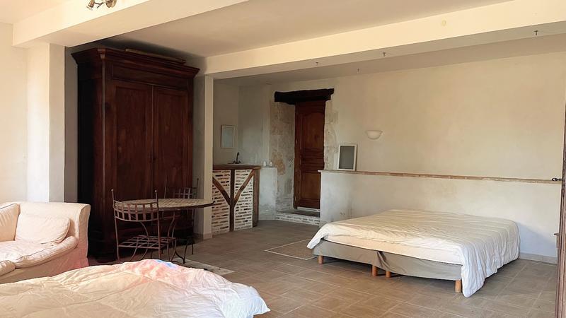 Demeure - 470 m² - 12 pièces