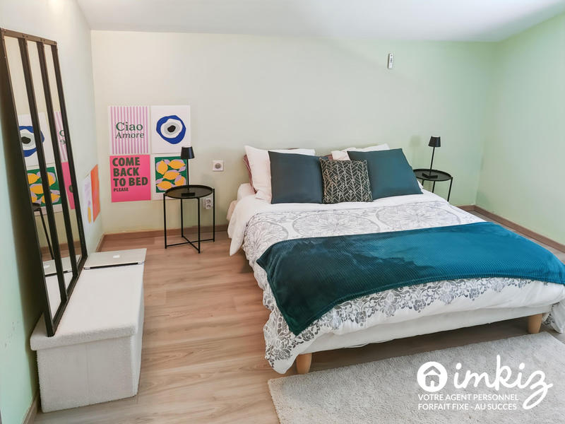 Maison - 315 m² - 10 pièces