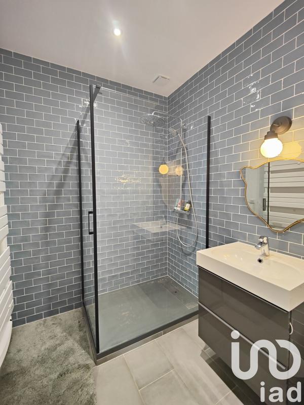 Maison - 180 m² - 6 pièces