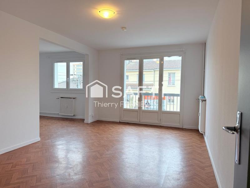 Appartement - 82 m² - 4 pièces