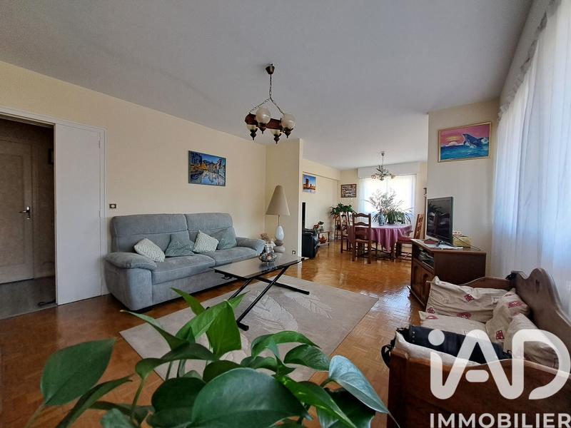 Appartement - 80 m² - 4 pièces