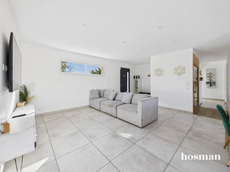 Maison - 106 m² - 4 pièces