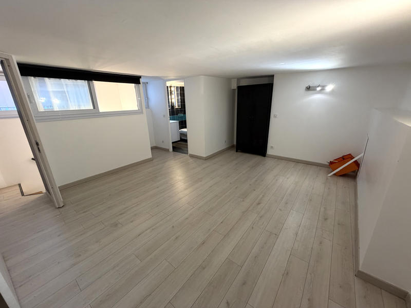 Appartement - 176 m² - 5 pièces