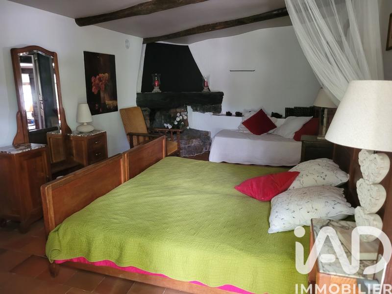 Maison - 195 m² - 6 pièces