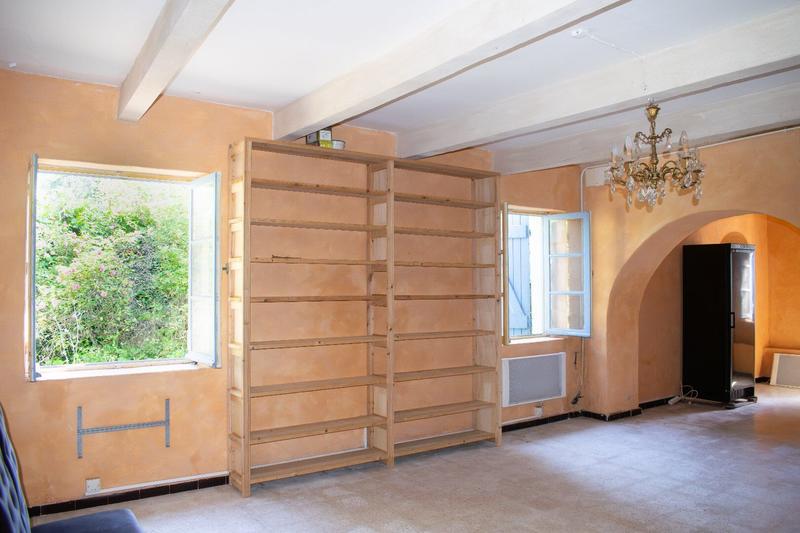 Maison - 310 m² - 12 pièces