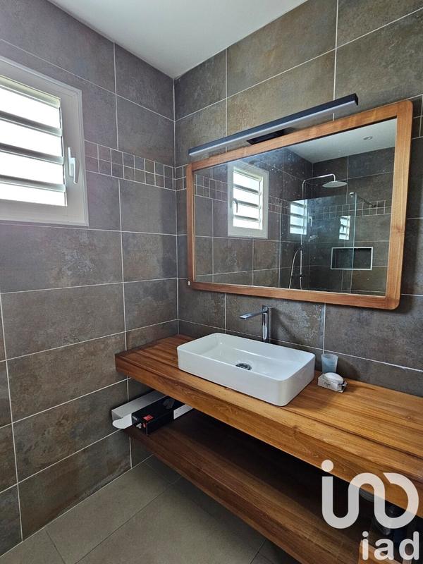 Maison - 97 m² - 4 pièces