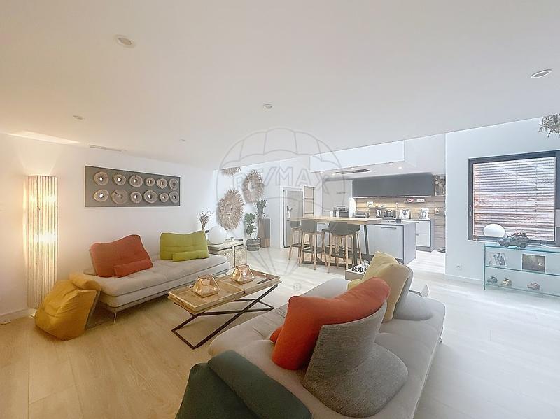 Maison de ville - 174 m² - 5 pièces