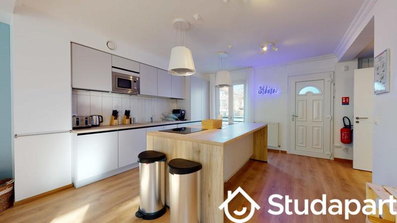 Chambre - 9 m² - 1 pièce