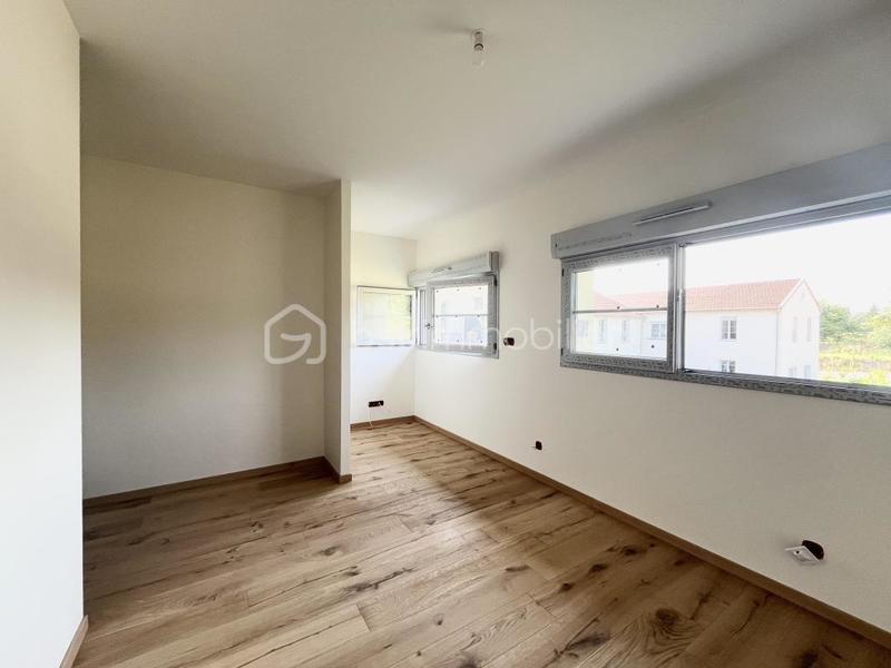 Maison - 88 m² - 4 pièces