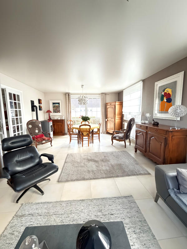 Maison - 171 m² - 7 pièces