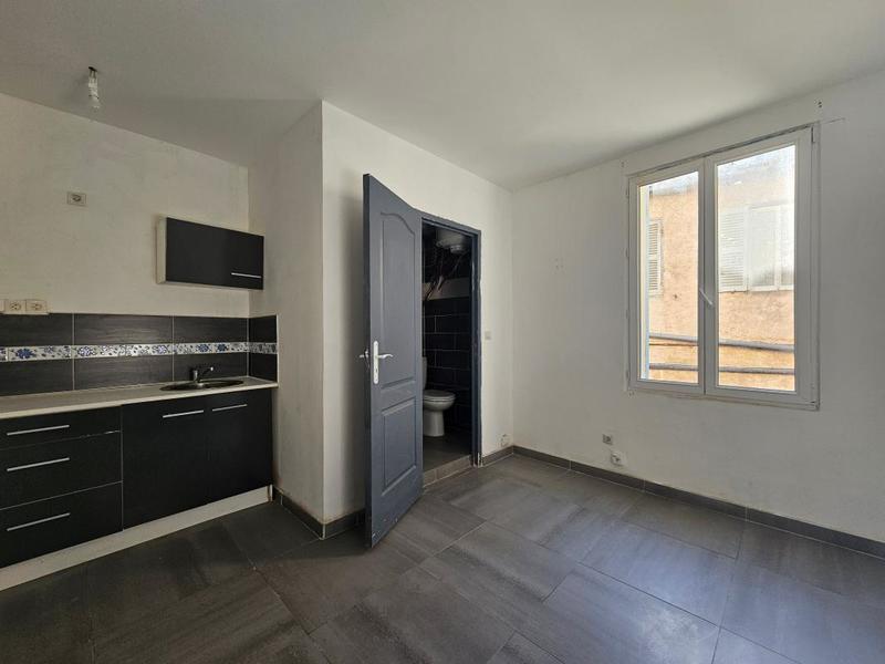 Studio - 38 m² - 2 pièces