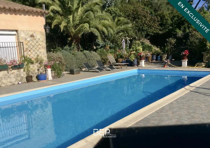 Immeuble mixte - 650 m² - 21 pièces