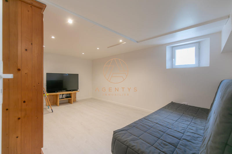 Maison - 98 m² - 5 pièces