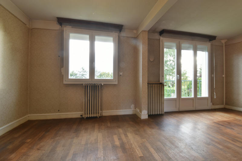 Maison - 81 m² - 5 pièces