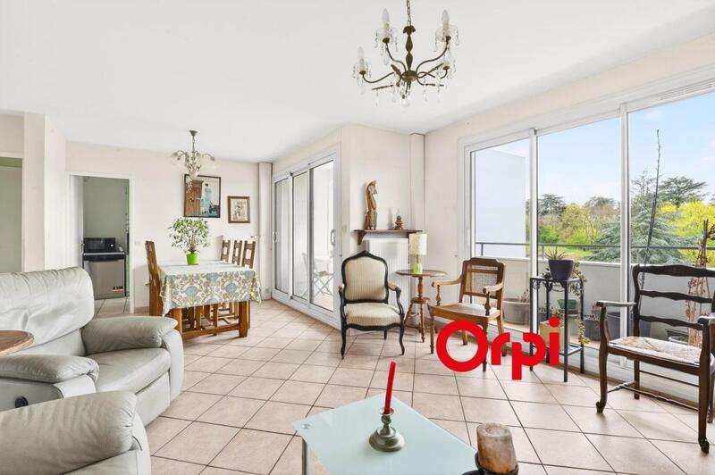 Appartement - 80 m² - 4 pièces