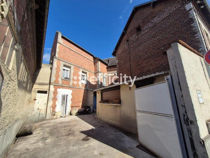 Immeuble - 260 m² - 8 pièces