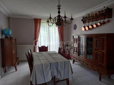 Appartement - 93 m² - 4 pièces