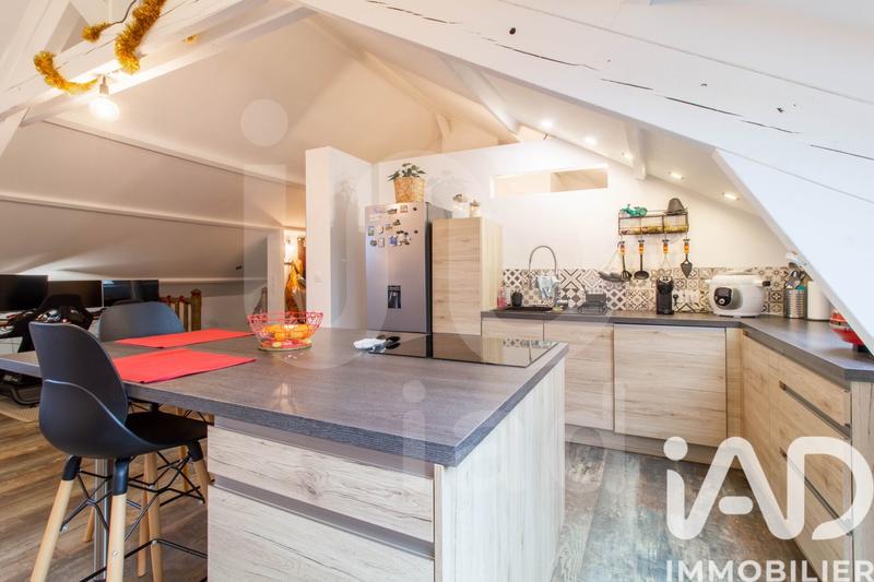 Loft - 83 m² - 3 pièces